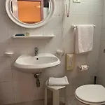 Zucconi Hotel 3*
