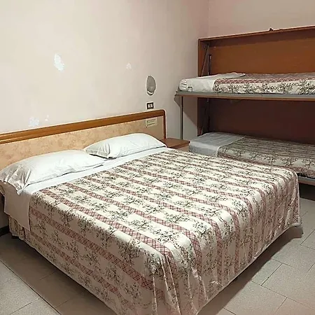 Отель Zucconi