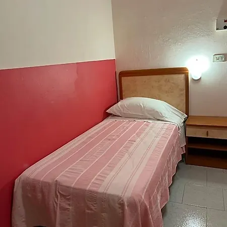 Zucconi Hotel
