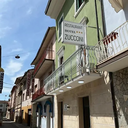 Zucconi 酒店
